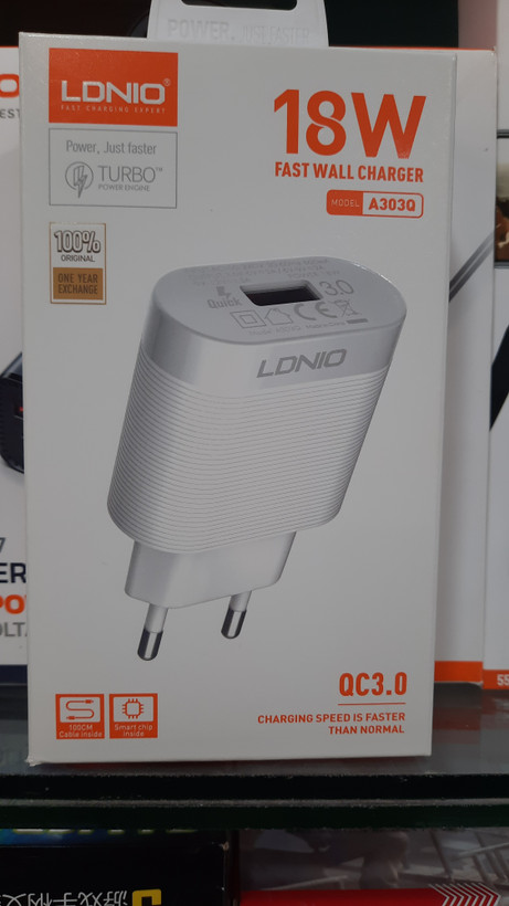 شارژر دیواری LDNIO A303Q 18W